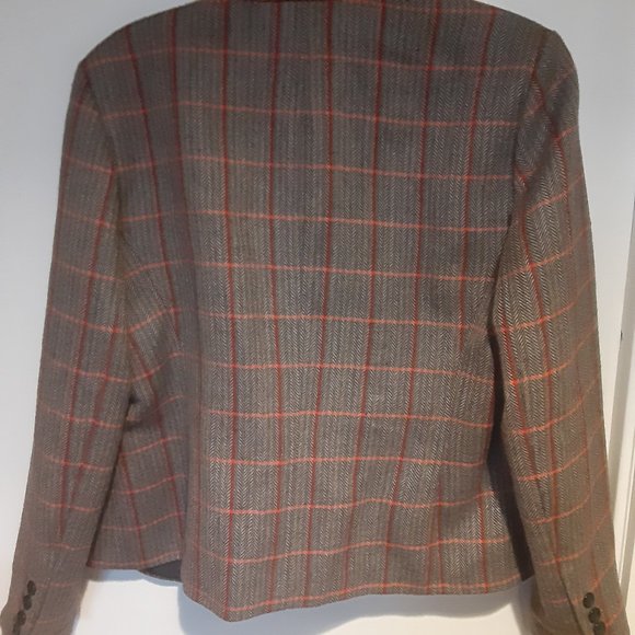 Jacket - Picture 2 of 4